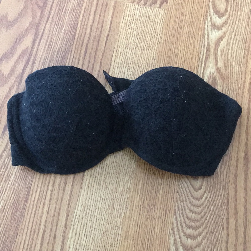 VS strapless bra